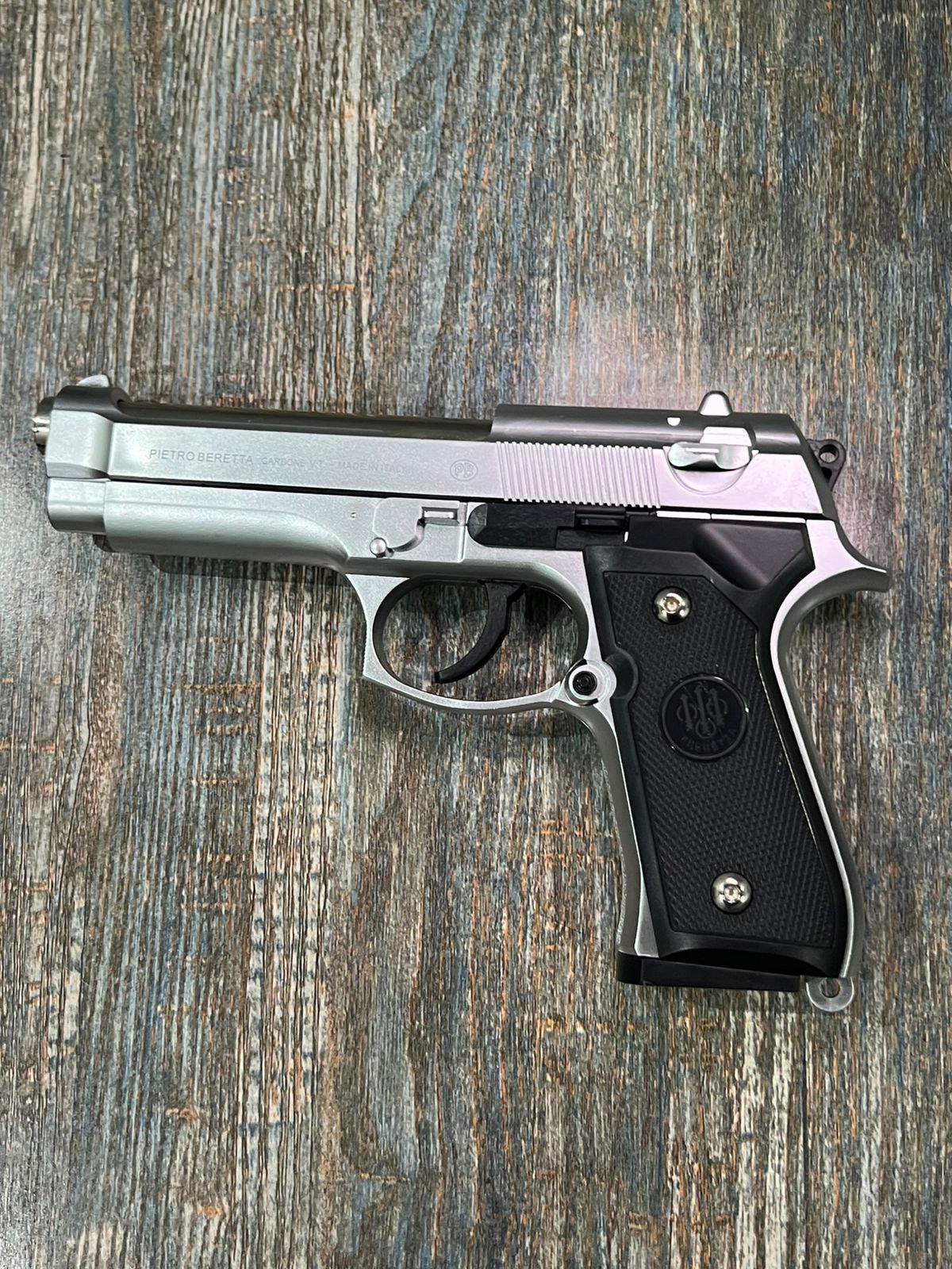 Silver M92 Beretta Airsoft Toy Gun – Realistic, Durable & Fun for Airsoft Enthusiasts